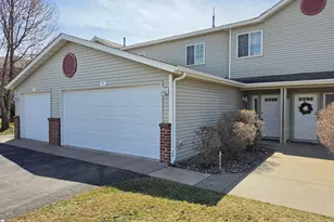 939 Cypress Rd, Saint Cloud, MN 56303 - Photo 2