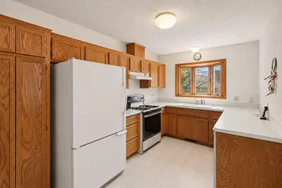14381 Glenda Drive, Apple Valley, MN 55124 - Photo 6