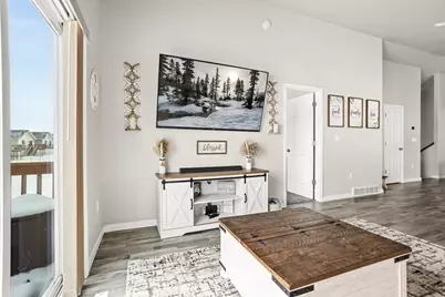 1011 Barnes Drive W, West Fargo, ND 58078 - Photo 12