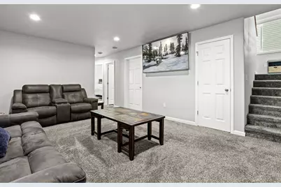 1011 Barnes Drive W, West Fargo, ND 58078 - Photo 22