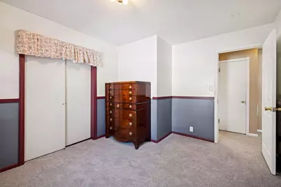 1947 Yorkshire Court, Saint Paul, MN 55116 - Photo 28