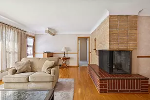 1947 Yorkshire Ct, Saint Paul, MN 55116 - Photo 12