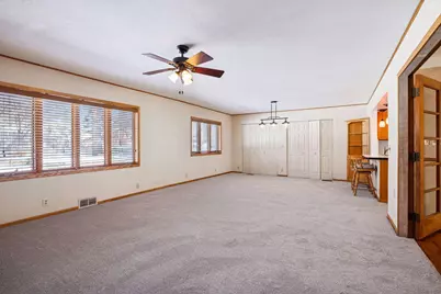 1947 Yorkshire Court, Saint Paul, MN 55116 - Photo 24