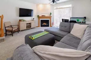 11649 Horizon Dr, Burnsville, MN 55337 - Photo 4