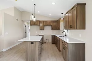 1175 Wisteria Ln, New Richmond, WI 54017 - Photo 6