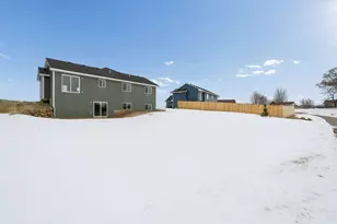 1175 Wisteria Ln, New Richmond, WI 54017 - Photo 20