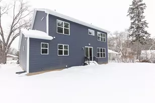 4132 Victoria St, Shoreview, MN 55126 - Photo 20