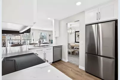 8441 Irwin Road #205, Bloomington, MN 55437 - Photo 6