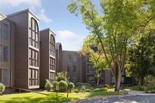 8441 Irwin Rd, Bloomington, MN 55437 - Photo 36