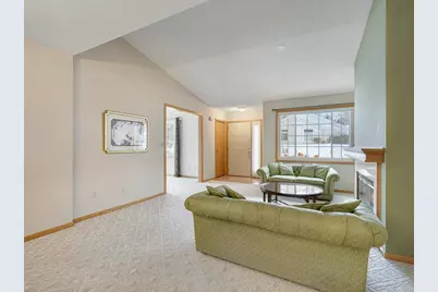 8746 Baxter Way, Inver Grove Heights, MN 55076 - Photo 6