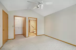 8746 Baxter Way, Inver Grove Heights, MN 55076 - Photo 16