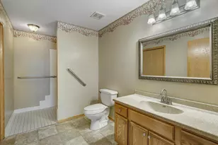 8746 Baxter Way, Inver Grove Heights, MN 55076 - Photo 18