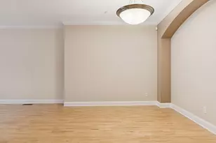 547 S 10th St, Minneapolis, MN 55404 - Photo 10