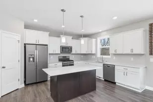 200 Franklin Ave W, Delano, MN 55328 - Photo 8