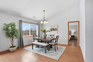 7463 Derby Ln, Shakopee, MN 55379 - Photo 4