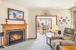 698 Bibeau Ct, Vadnais Heights, MN 55127 - Photo 12