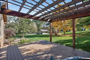 18869 Clear View Dr, Minnetonka, MN 55345 - Photo 16