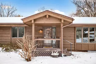 18869 Clear View Dr, Minnetonka, MN 55345 - Photo 6