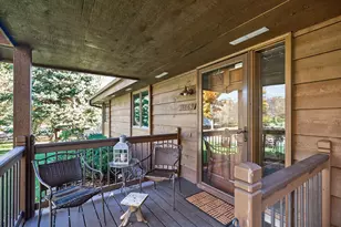 18869 Clear View Dr, Minnetonka, MN 55345 - Photo 4