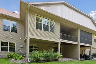 8627 Lake Riley Dr, Chanhassen, MN 55317 - Photo 24