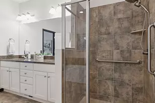 8627 Lake Riley Dr, Chanhassen, MN 55317 - Photo 14