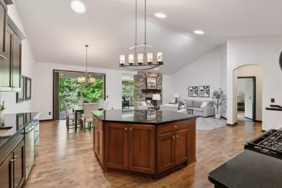 8627 Lake Riley Drive, Chanhassen, MN 55317 - Photo 8