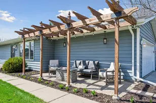 5507 Sunset Cir, Rockford, MN 55373 - Photo 6