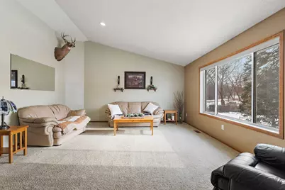 1055 Johnson Place SE, Owatonna, MN 55060 - Photo 6