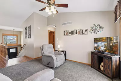 4018 Aspen Circle S, Rockford, MN 55373 - Photo 10