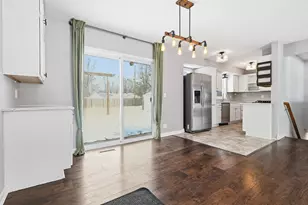 653 109th Ln NE, Blaine, MN 55434 - Photo 4