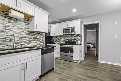 1879 Ames Avenue, Saint Paul, MN 55119 - Photo 12