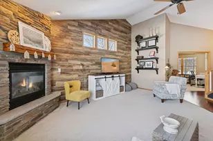 1406 O'Connell Dr, Hastings, MN 55033 - Photo 12