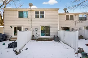 1496 Granada Ave N, Oakdale, MN 55128 - Photo 20