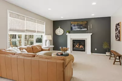 10512 Florida Avenue N, Brooklyn Park, MN 55445 - Photo 8