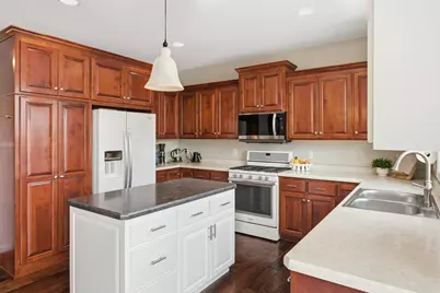 10512 Florida Avenue N, Brooklyn Park, MN 55445 - Photo 14