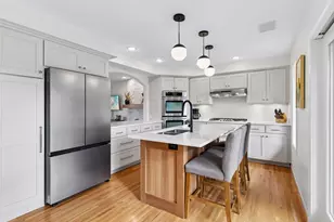 5621 Tracy Ave, Edina, MN 55436 - Photo 4