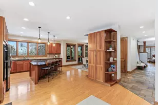 6934 Highover Dr, Chanhassen, MN 55317 - Photo 16