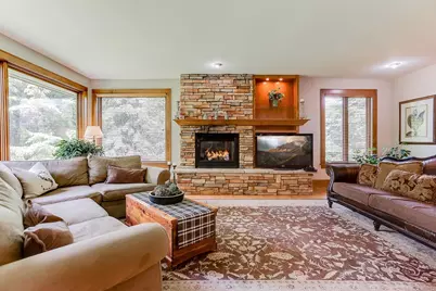 6934 Highover Drive, Chanhassen, MN 55317 - Photo 10