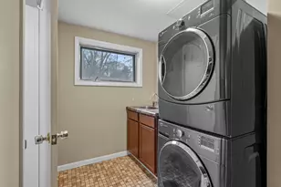 6704 Limerick Ln, Edina, MN 55439 - Photo 34