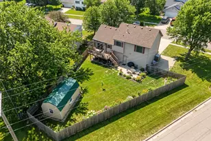 2213 Birn-Hill Dr, Faribault, MN 55021 - Photo 36