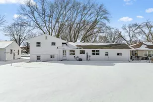 303 Lexington Ave N, New Prague, MN 56071 - Photo 2