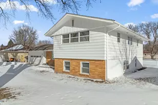 303 Lexington Ave N, New Prague, MN 56071 - Photo 38