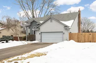 1299 Yukon Ct N, Golden Valley, MN 55427 - Photo 2