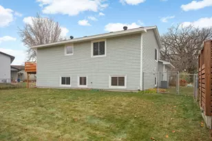 13360 Wellington Cir, Champlin, MN 55316 - Photo 28