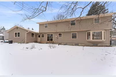 75 Rhode Island Avenue S, Golden Valley, MN 55426 - Photo 4