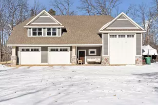 1436 Triangle Dr, Houlton, WI 54082 - Photo 6