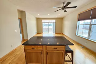 2065 Woodlynn Ave, Maplewood, MN 55109 - Photo 8