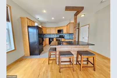 2065 Woodlynn Avenue, Maplewood, MN 55109 - Photo 2