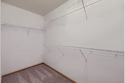 7642 Arboretum Village Place, Chanhassen, MN 55317 - Photo 18