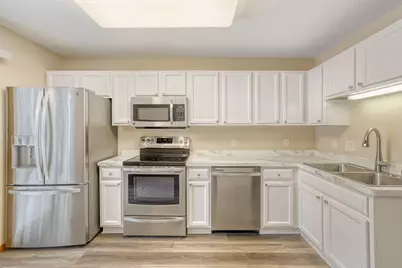 7642 Arboretum Village Place, Chanhassen, MN 55317 - Photo 4